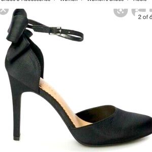 Women's LC Lauren Conrad Charmed Black Bow Sweetheart High Heels Size 8